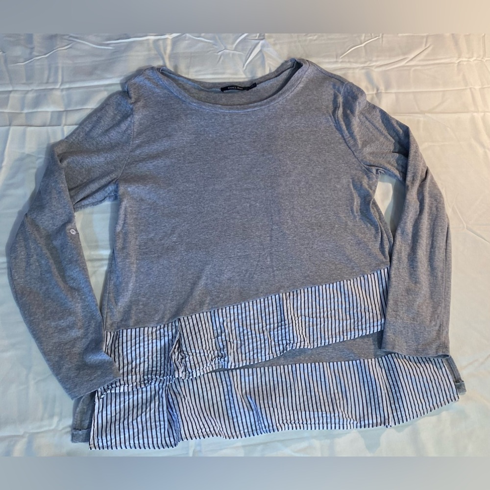 Doe & Rae Split Pullover Gray Size Large Euc - image 3